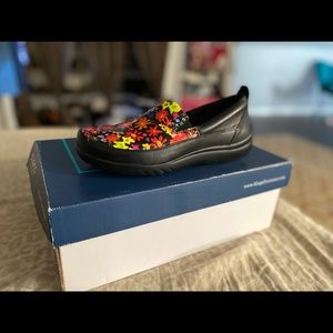 Klogs footwear shoes 👟